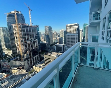 951 Brickell Ave - Photo Thumbnail 3