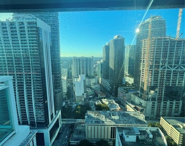 951 Brickell Ave - Photo Thumbnail 16