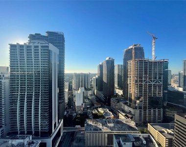 951 Brickell Ave - Photo Thumbnail 2