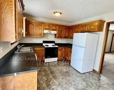 534-540 Allen Ct - Photo Thumbnail 0