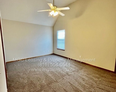 534-540 Allen Ct - Photo Thumbnail 10