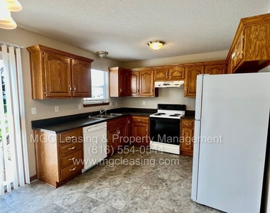 534-540 Allen Ct - Photo Thumbnail 8