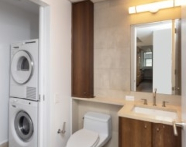 205 East 59th Street - Photo Thumbnail 8