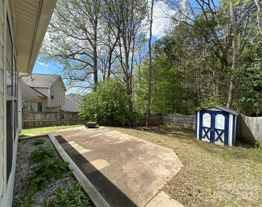 12326 Agate Lane - Photo Thumbnail 13