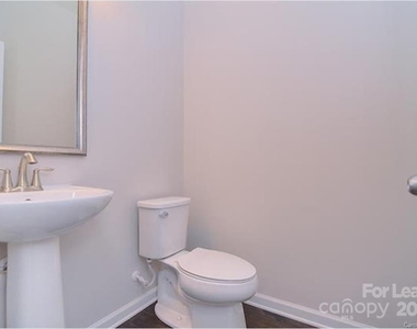 9536 Ainslie Downs Street - Photo Thumbnail 16