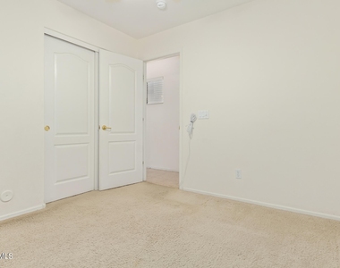 4630 E Thorn Tree Drive - Photo Thumbnail 35