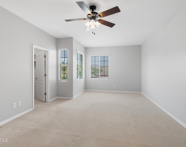 4280 N Verrado Way - Photo Thumbnail 20