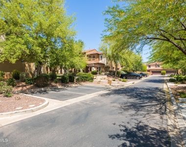 4280 N Verrado Way - Photo Thumbnail 33