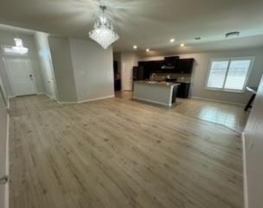 8129 Karole Drive - Photo Thumbnail 4