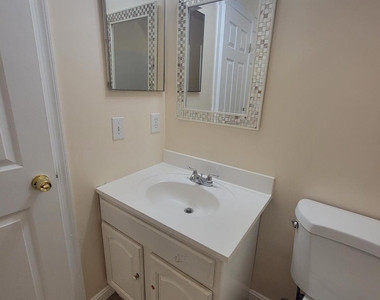 720 Gael Court - Photo Thumbnail 9