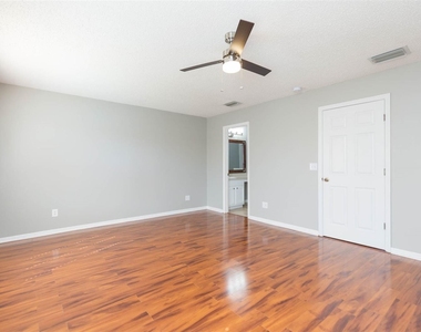 4220 Winding River Way - Photo Thumbnail 14