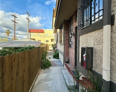 134 N 4th Street - Photo Thumbnail 1