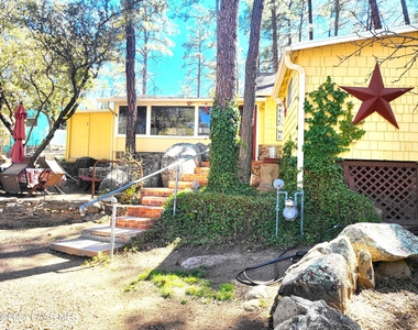 1015 Canyon Drive - Photo Thumbnail 1