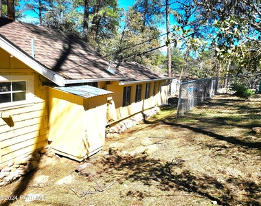 1015 Canyon Drive - Photo Thumbnail 22