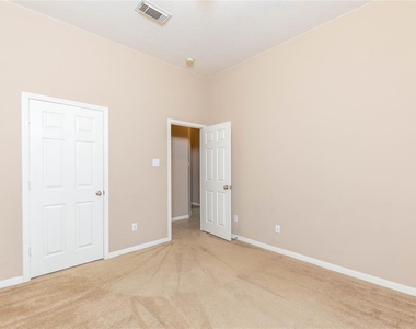 2201 Signal Hill Drive - Photo Thumbnail 38