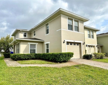 2046 Cypress Bay Boulevard - Photo Thumbnail 1