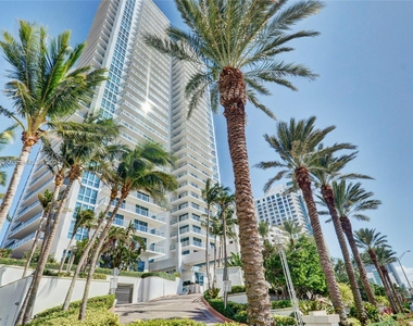 3101 S Ocean Dr - Photo Thumbnail 13