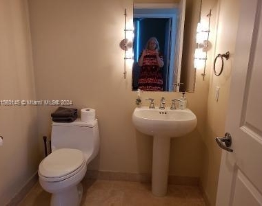 3101 S Ocean Dr - Photo Thumbnail 24