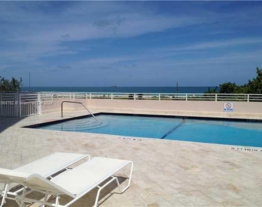 345 Ocean Dr - Photo Thumbnail 5