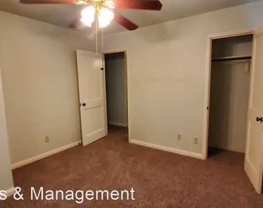 1110 N Redbud - Photo Thumbnail 14