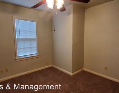 1110 N Redbud - Photo Thumbnail 15