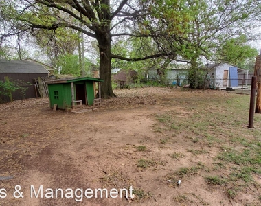 1110 N Redbud - Photo Thumbnail 17