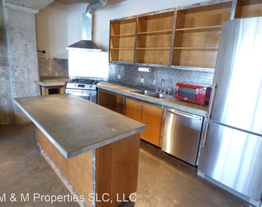 380 W 200 S Apt #401 - Photo Thumbnail 5