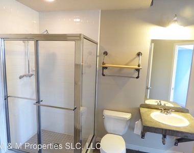 380 W 200 S Apt #401 - Photo Thumbnail 13