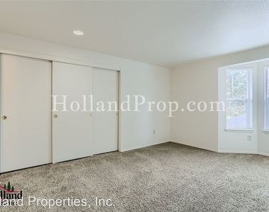 720-726 Sw 206th Place - Photo Thumbnail 7