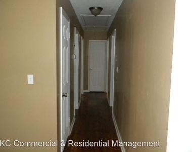 5033 Hawthorne Avenue - Photo Thumbnail 5