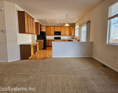 21191 E Nassau Ave - Photo Thumbnail 14