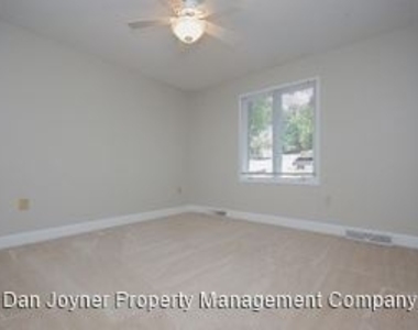 111 Valley Forge Dr - Photo Thumbnail 8