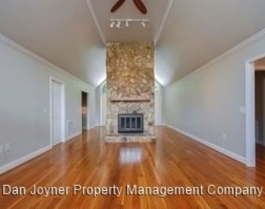 111 Valley Forge Dr - Photo Thumbnail 1