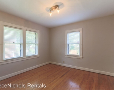 7349 Walnut Street - Photo Thumbnail 19