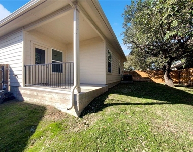 110 Tios Creek Dr - Photo Thumbnail 16