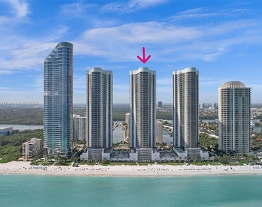 15901 Collins Ave - Photo Thumbnail 45