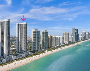 15901 Collins Ave - Photo Thumbnail 28