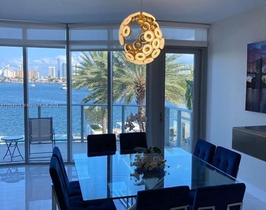 17111 E Biscayne Blvd - Photo Thumbnail 32