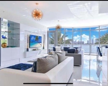 17111 E Biscayne Blvd - Photo Thumbnail 29