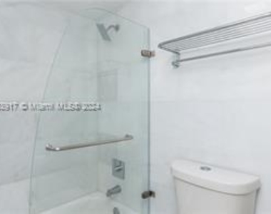 100 Bayview Dr - Photo Thumbnail 23