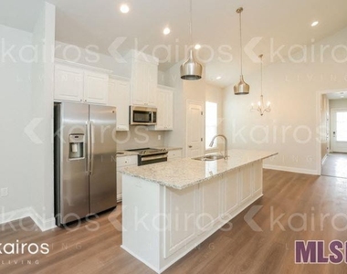 4833 Mokki Ln - Photo Thumbnail 1