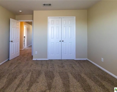 704 Taurus Drive - Photo Thumbnail 22