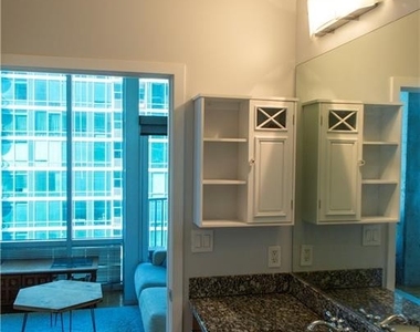 923 Peachtree Street Ne - Photo Thumbnail 8