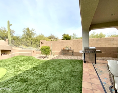 2328 W Firethorn Way - Photo Thumbnail 22