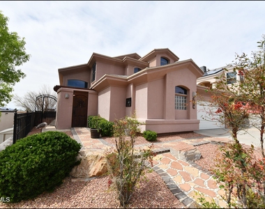 7318 Corona Del Sol Drive - Photo Thumbnail 0