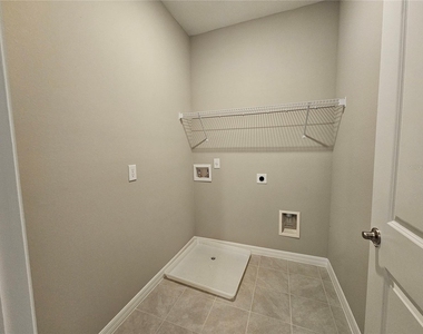 14387 Braemar Street - Photo Thumbnail 13