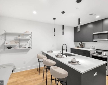 1328 S 9th St - Photo Thumbnail 13