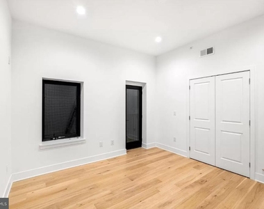 1328 S 9th St - Photo Thumbnail 5