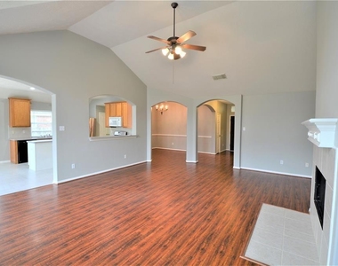 31210 Rainwood Park Lane - Photo Thumbnail 5