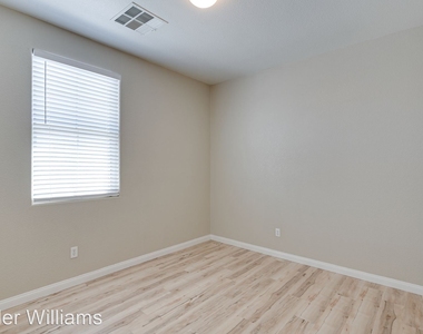 6140 Pine Villa Ave 101 - Photo Thumbnail 12